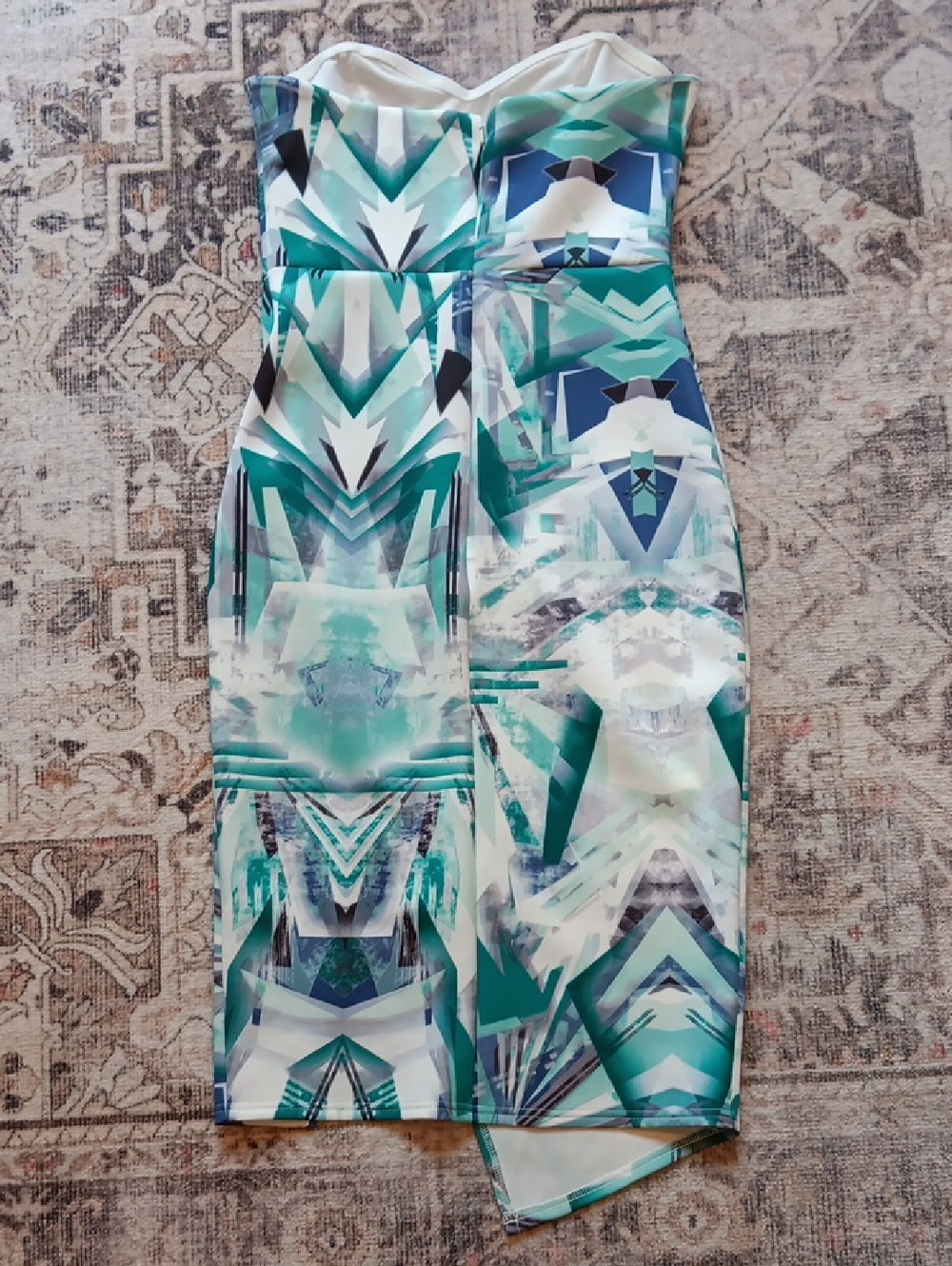 Geometric Minidress - Picture 4 of 8